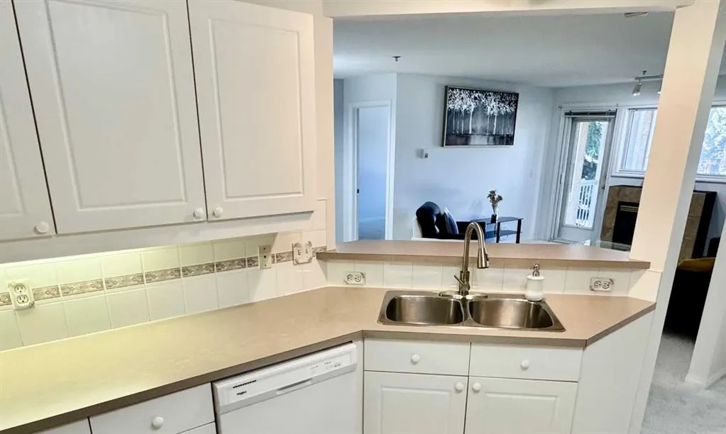 4507 45 Street SW, #210