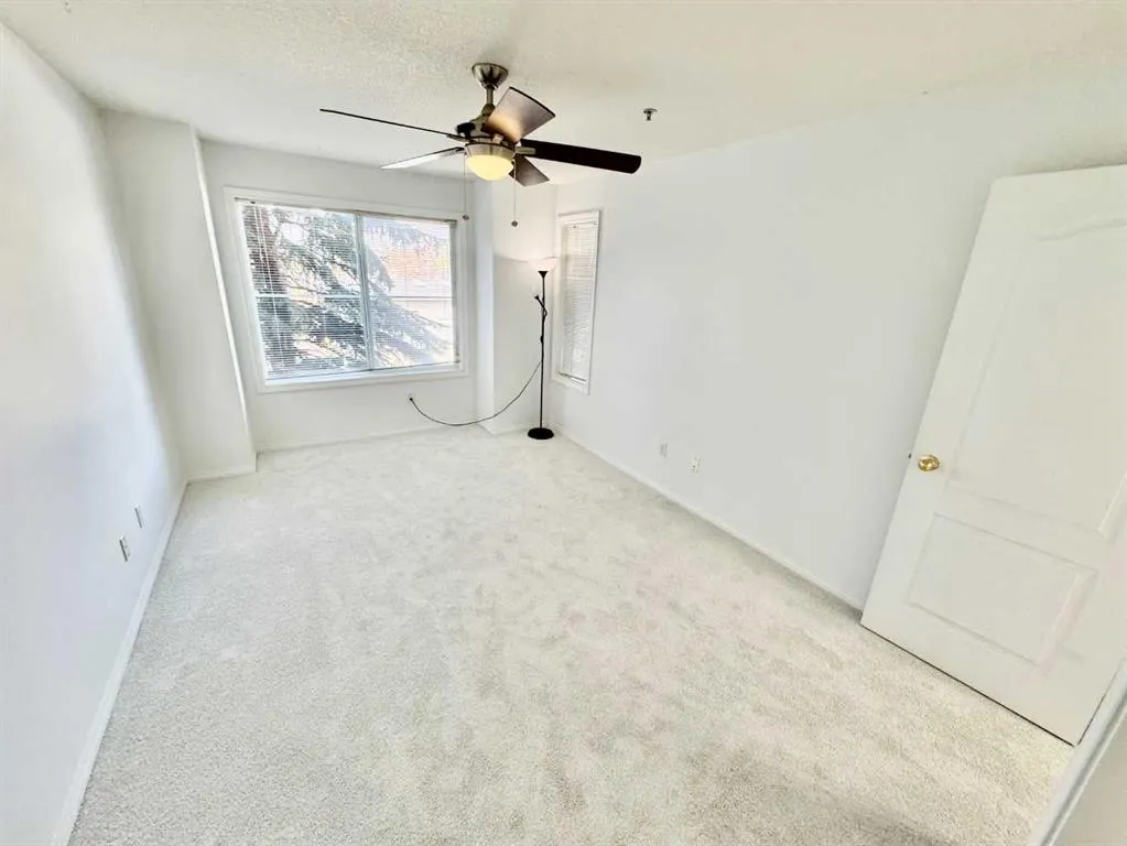 4507 45 Street SW, #210