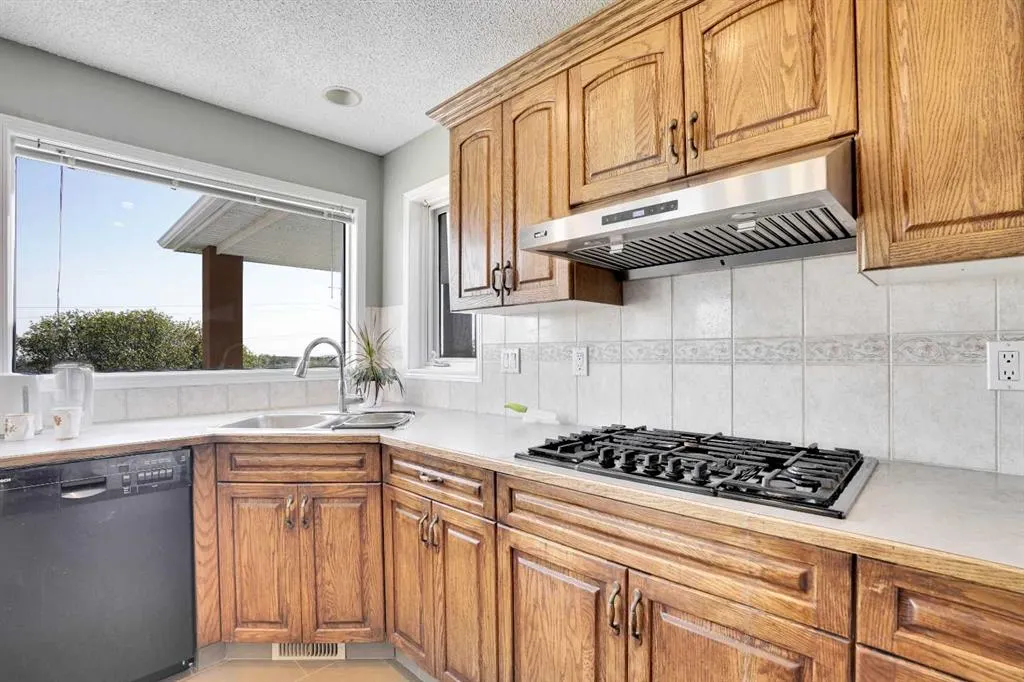 39 lone pine Crescent