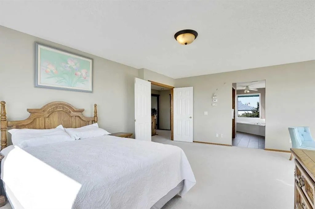 39 lone pine Crescent