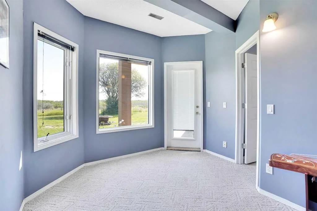 39 lone pine Crescent
