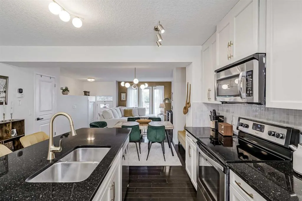 56 Auburn Bay Close SE