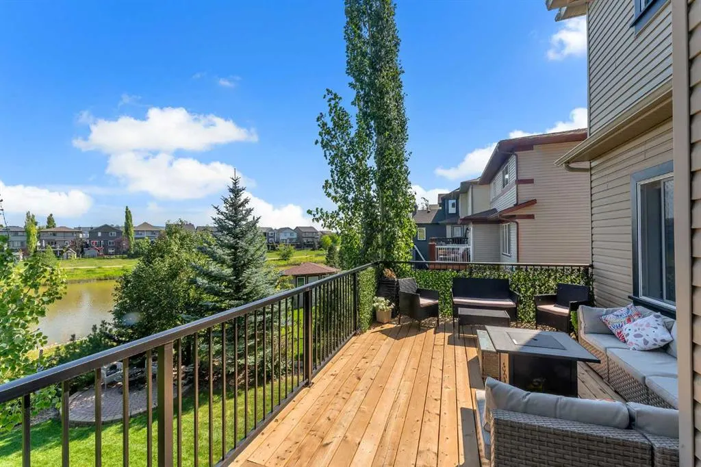 367 Sagewood Place SW