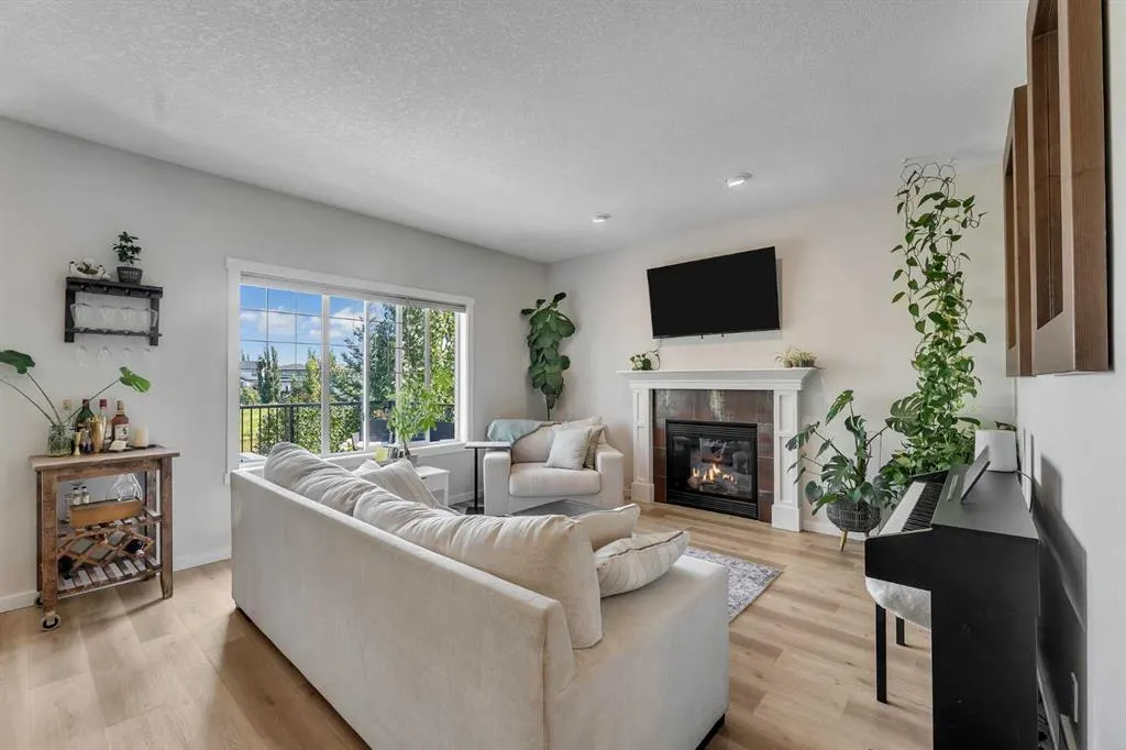 367 Sagewood Place SW