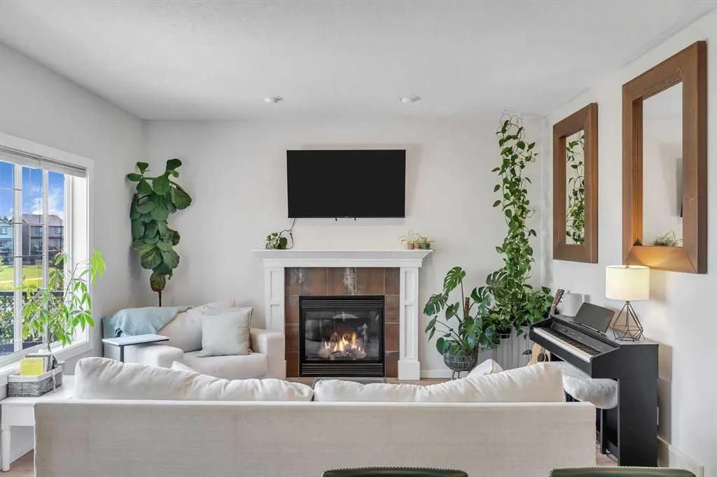 367 Sagewood Place SW