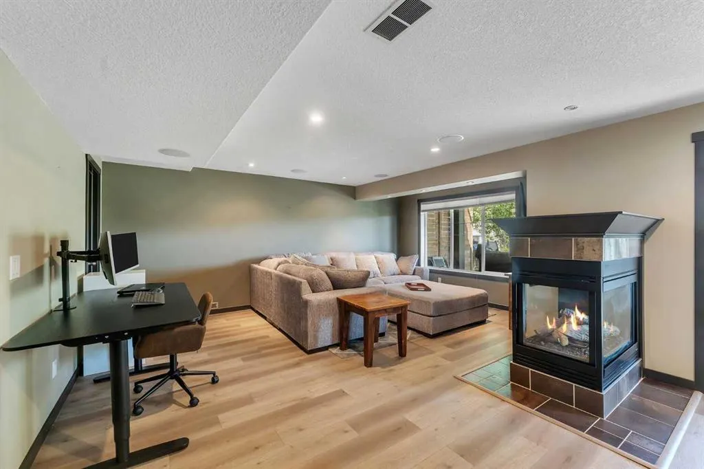 367 Sagewood Place SW