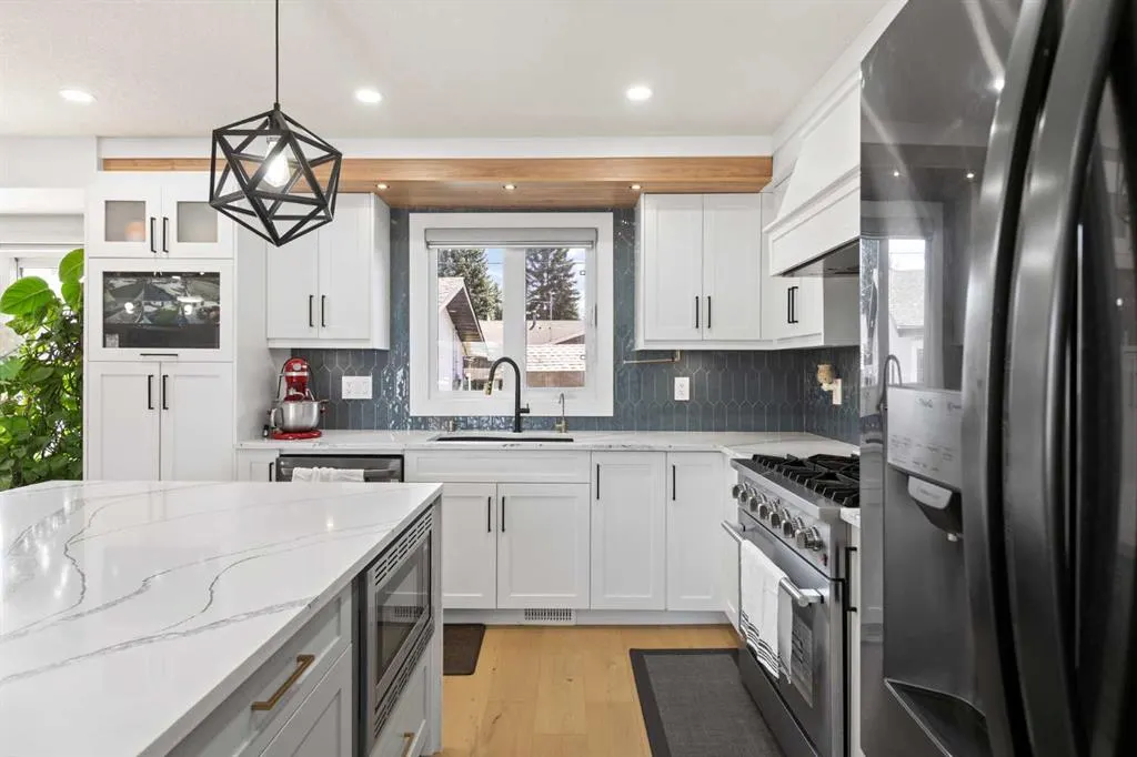 201 Wascana Crescent SE