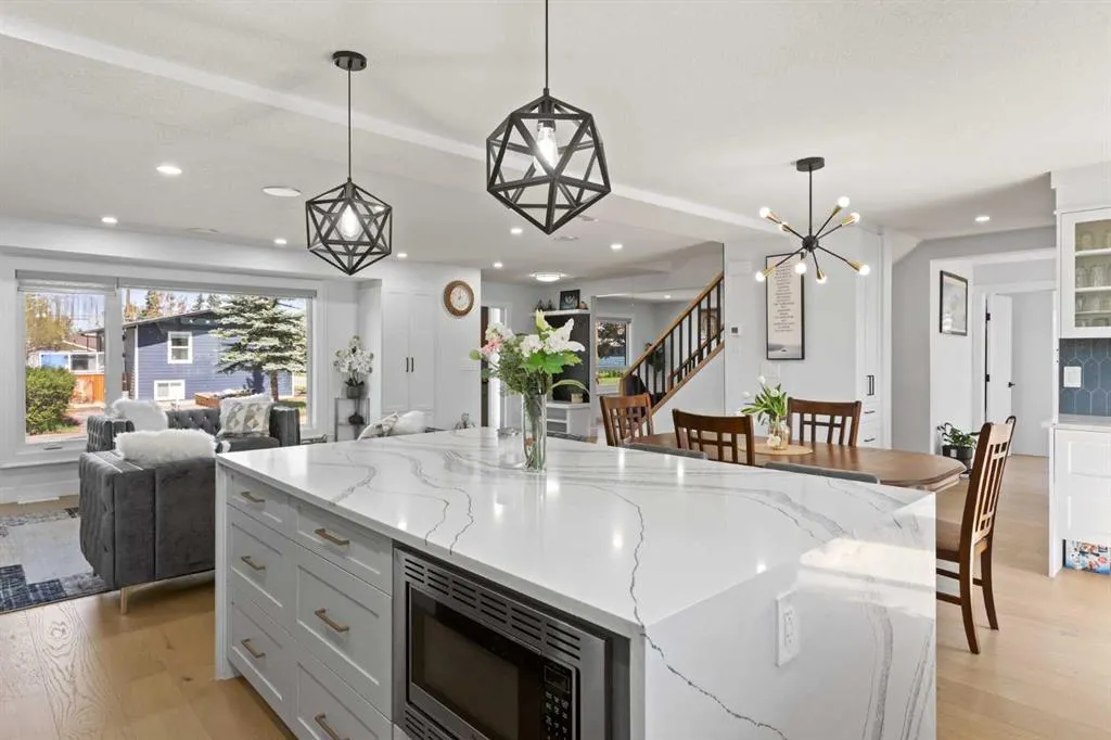 201 Wascana Crescent SE