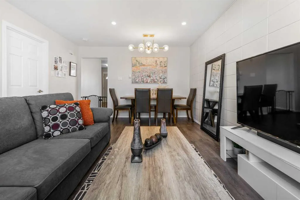 2211 19 Street NE, #389