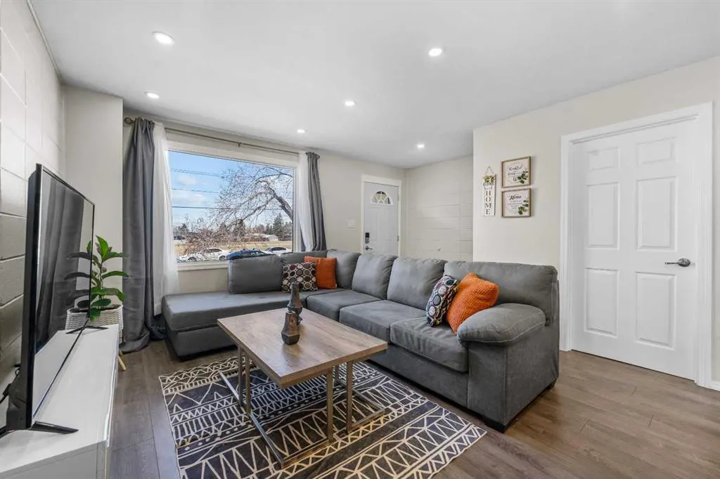 2211 19 Street NE, #389