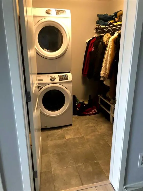 370 Harvest Hills Common NE, #301