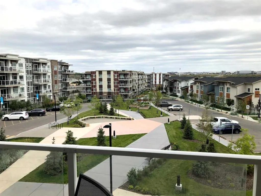 370 Harvest Hills Common NE, #301