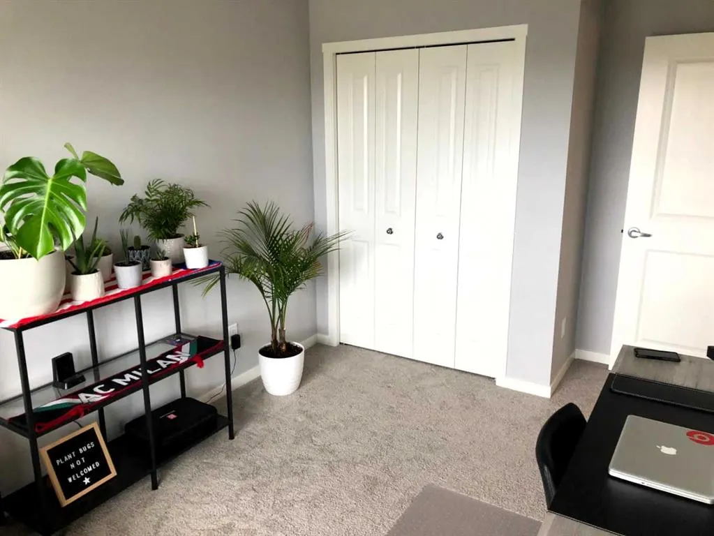 370 Harvest Hills Common NE, #301