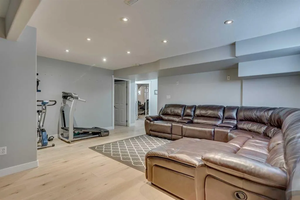 113 Bussieres Drive