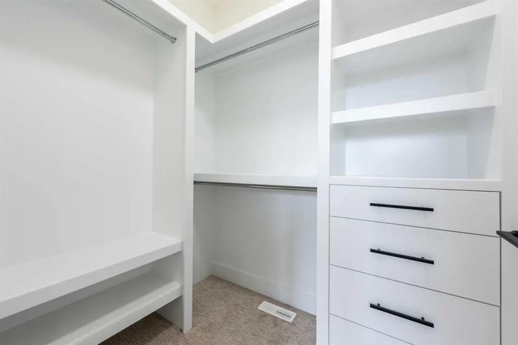 1102 Midtown Avenue SW
