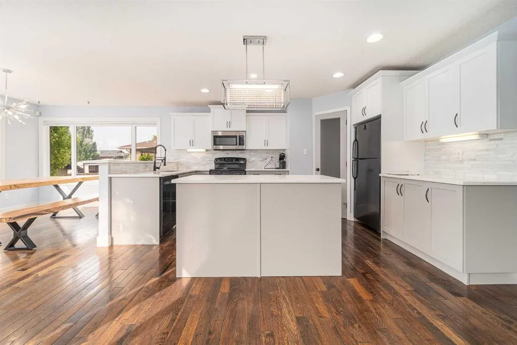 170 Southgate Boulevard S