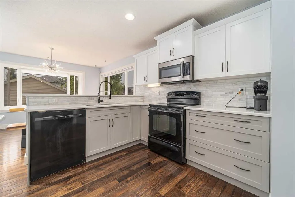 170 Southgate Boulevard S