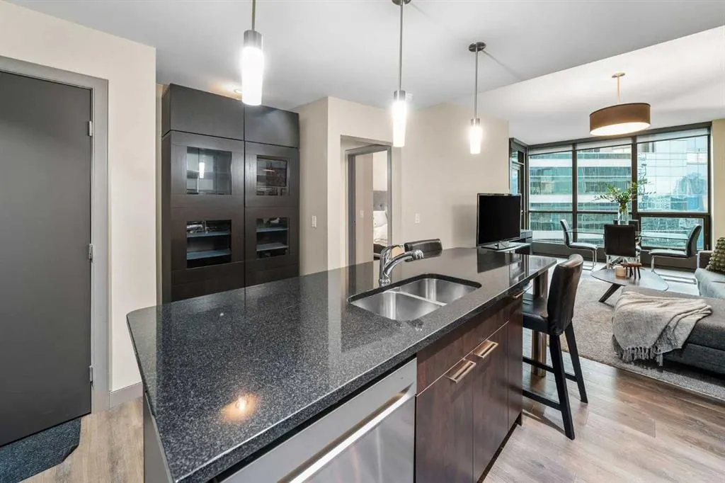 220 12 Avenue SE, #1503