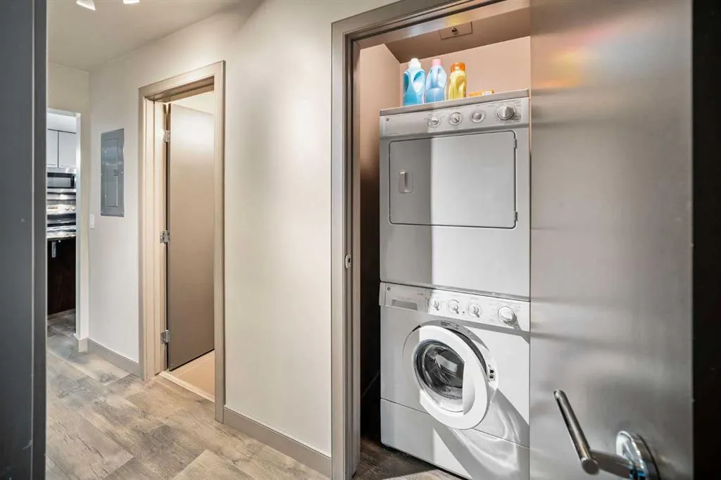 220 12 Avenue SE, #1503