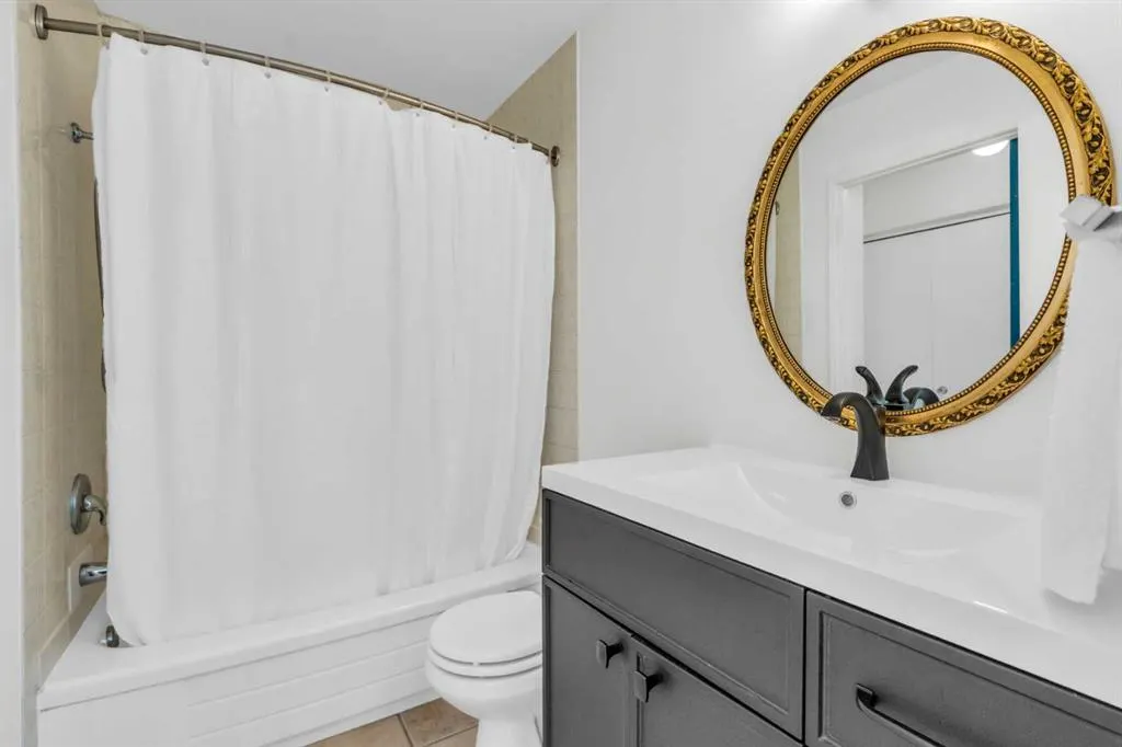 803 Varsity Estates Drive NW, #10