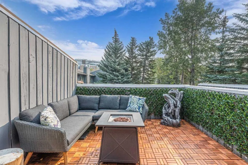 803 Varsity Estates Drive NW, #10