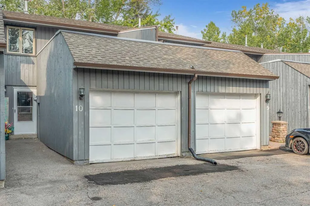 803 Varsity Estates Drive NW, #10