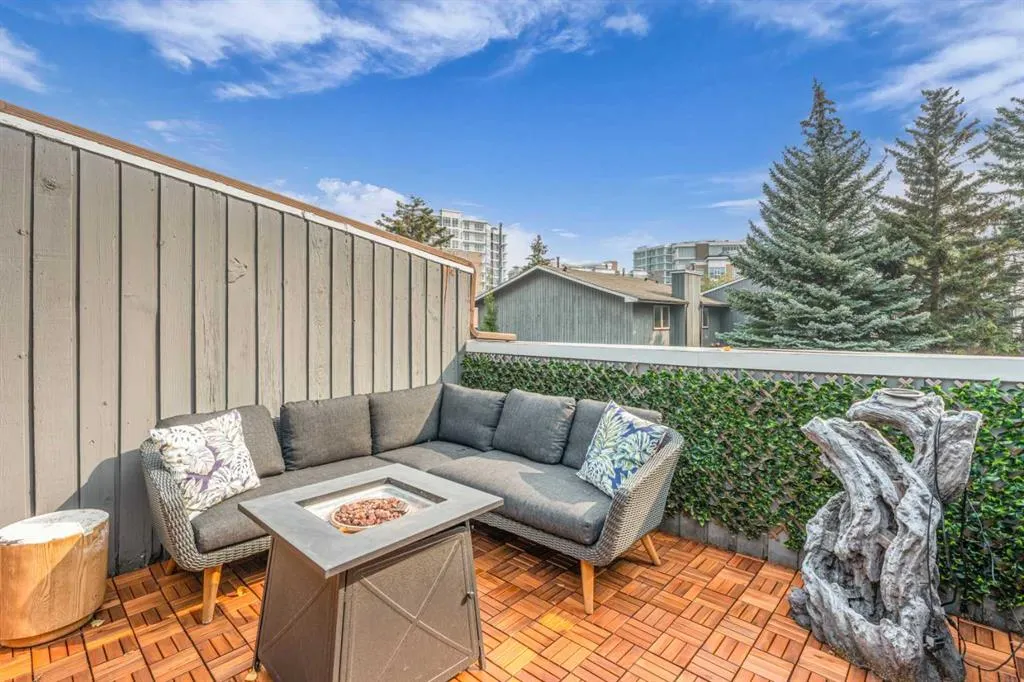 803 Varsity Estates Drive NW, #10