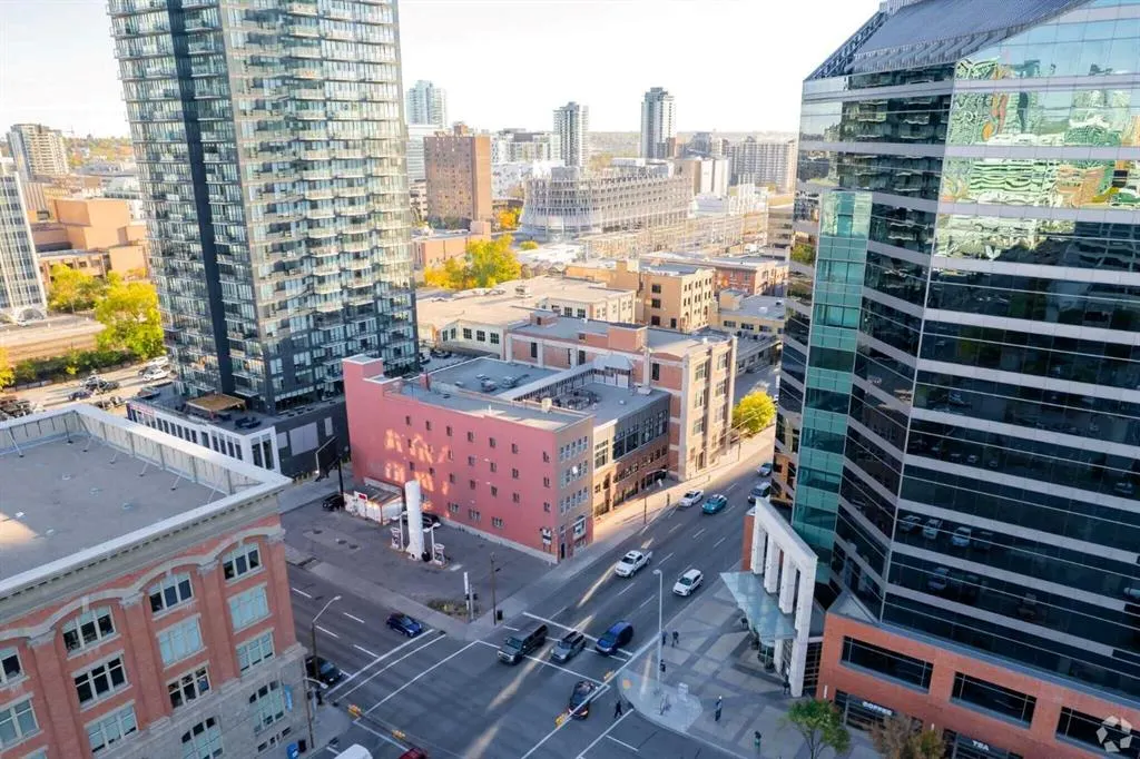 206 11 Avenue SE, #101+105