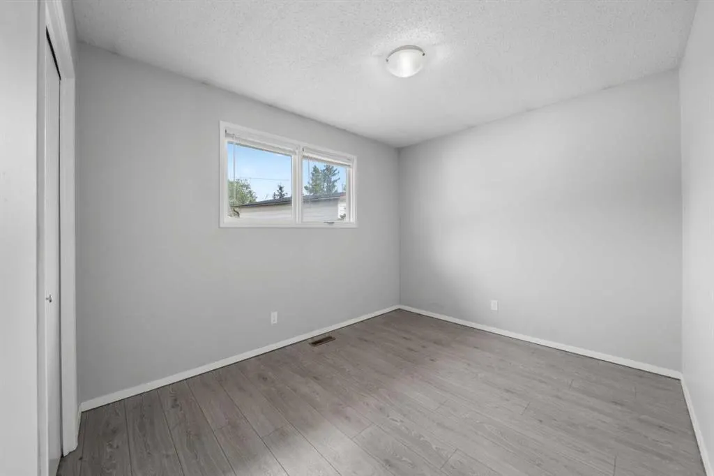 71 Queen Alexandra Close SE