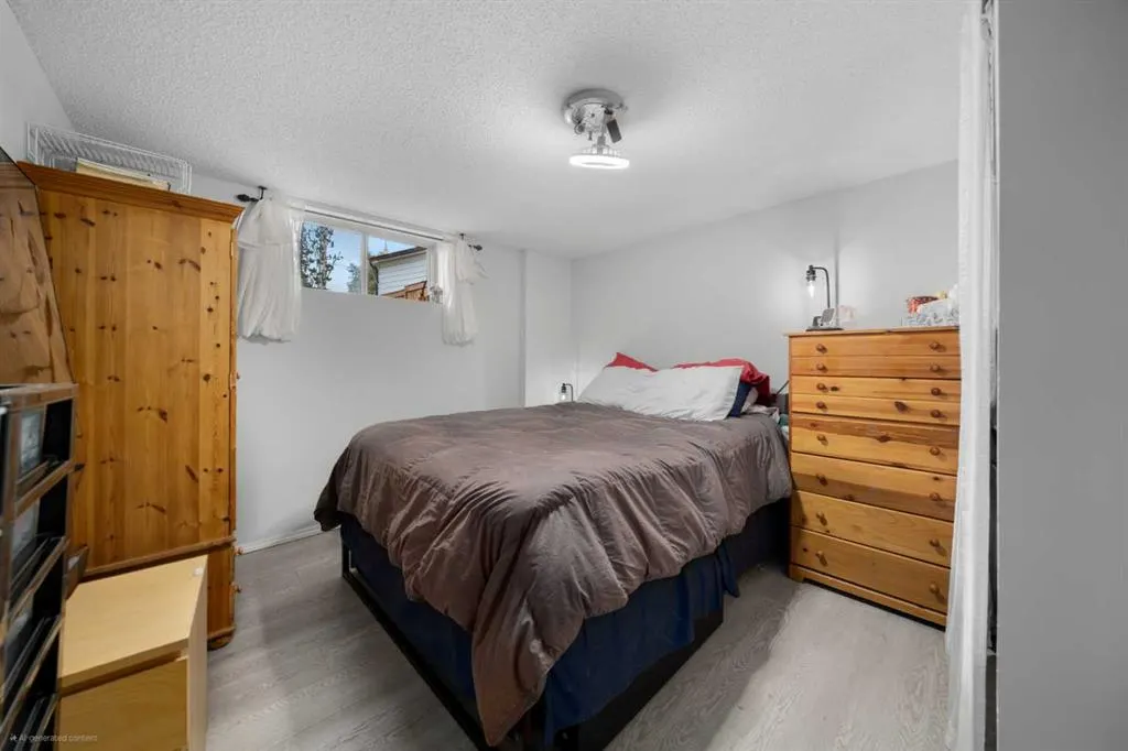 71 Queen Alexandra Close SE