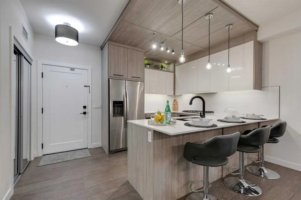 2702 17 Avenue SW, #111