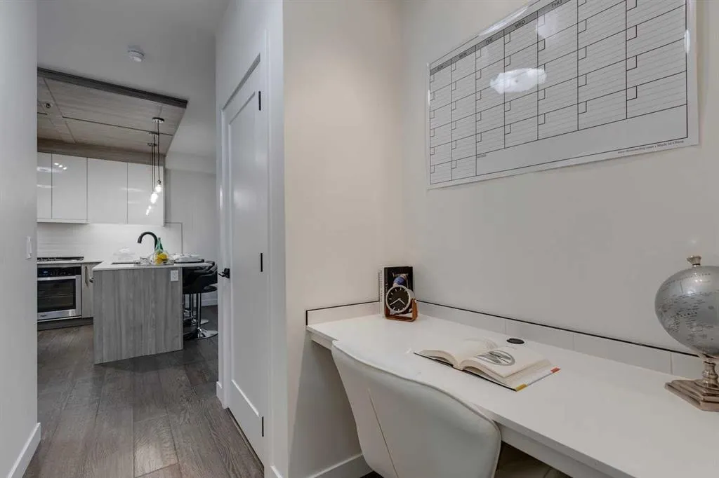 2702 17 Avenue SW, #111