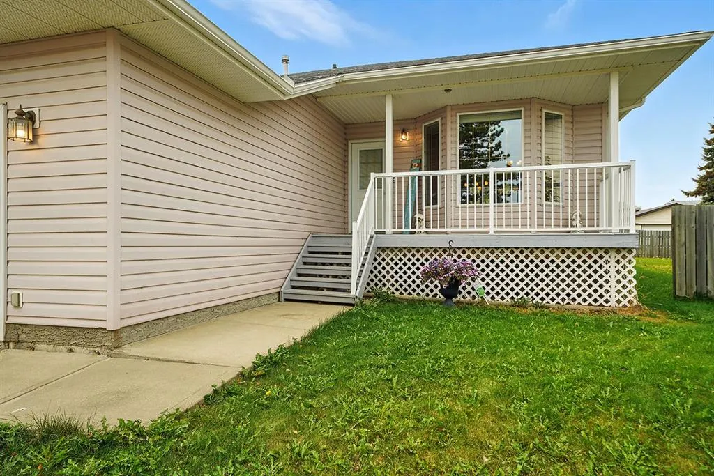4567 Eastview Crescent