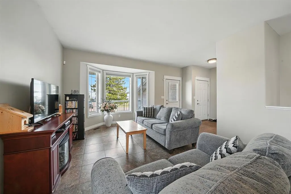 4567 Eastview Crescent