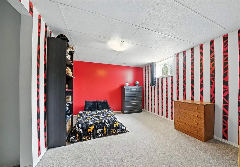 4567 Eastview Crescent