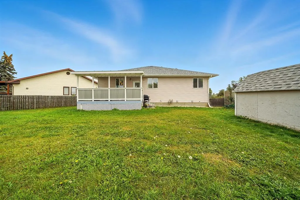 4567 Eastview Crescent