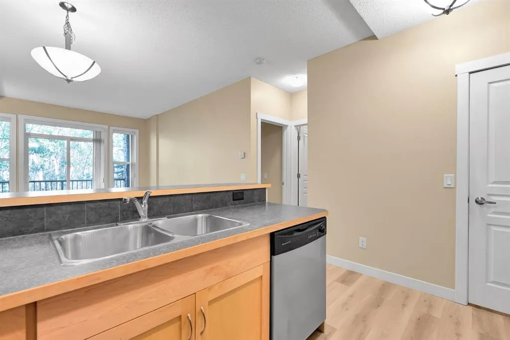 211 Aspen Stone Boulevard SW, #1103
