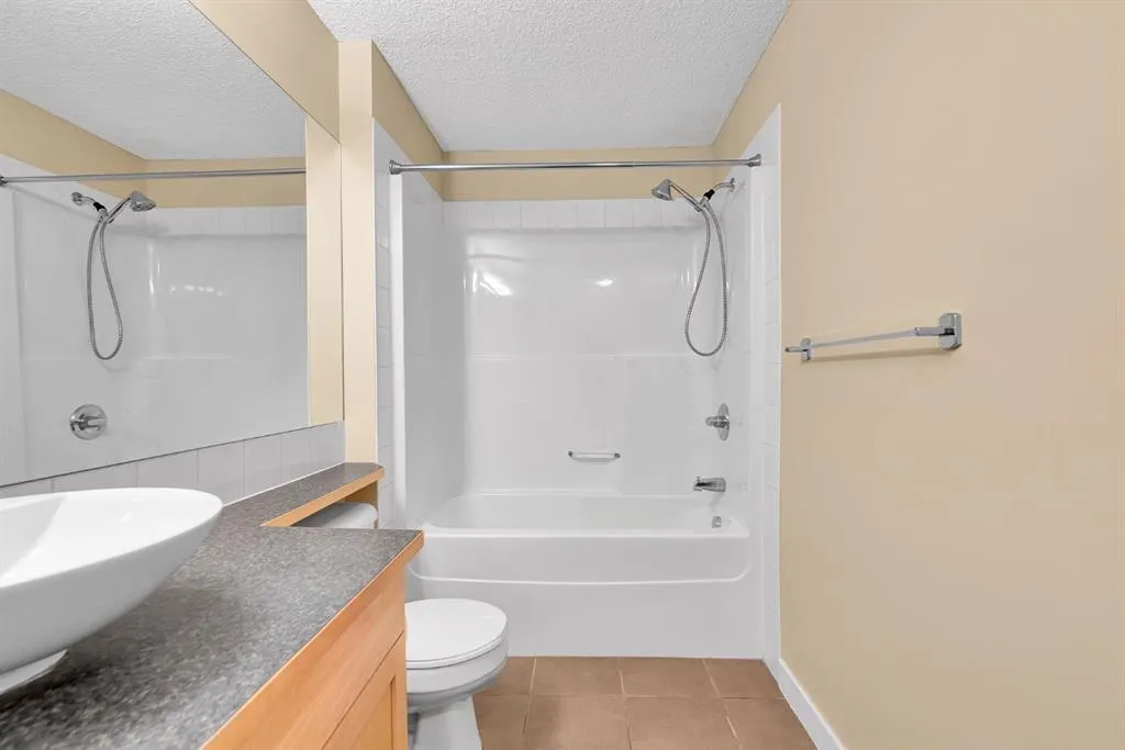 211 Aspen Stone Boulevard SW, #1103