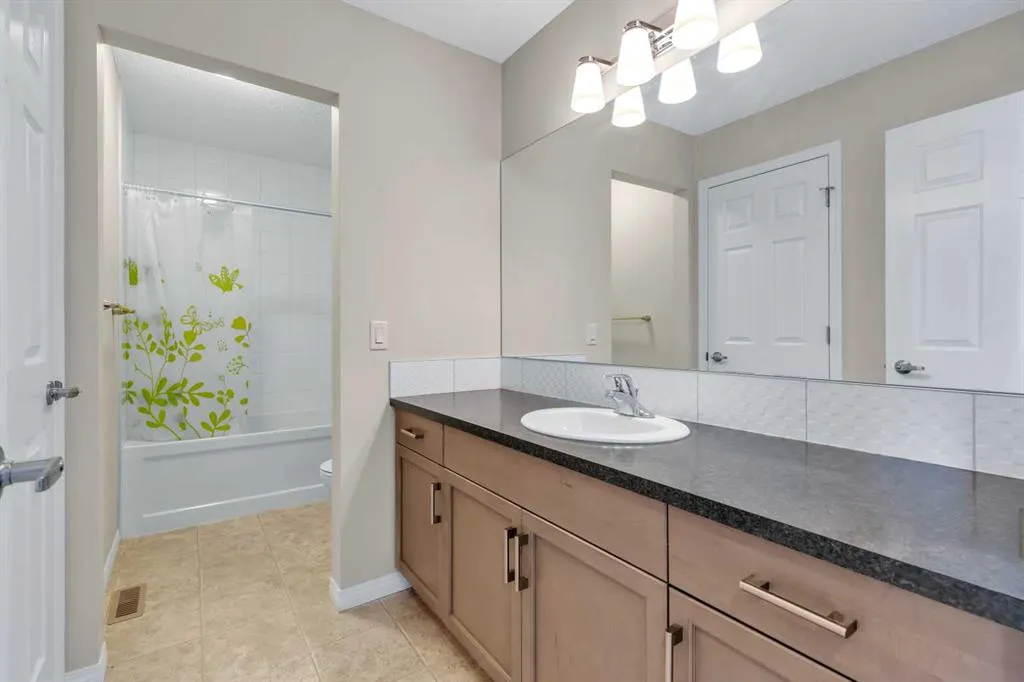 223 Cityscape Gardens NE