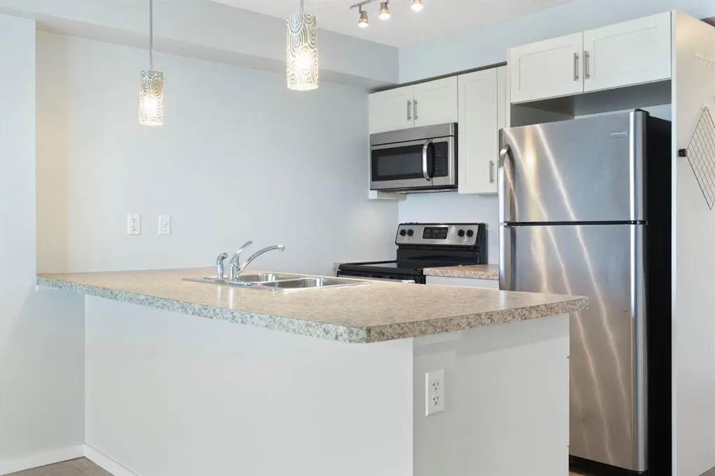 279 Copperpond Common SE, #3303