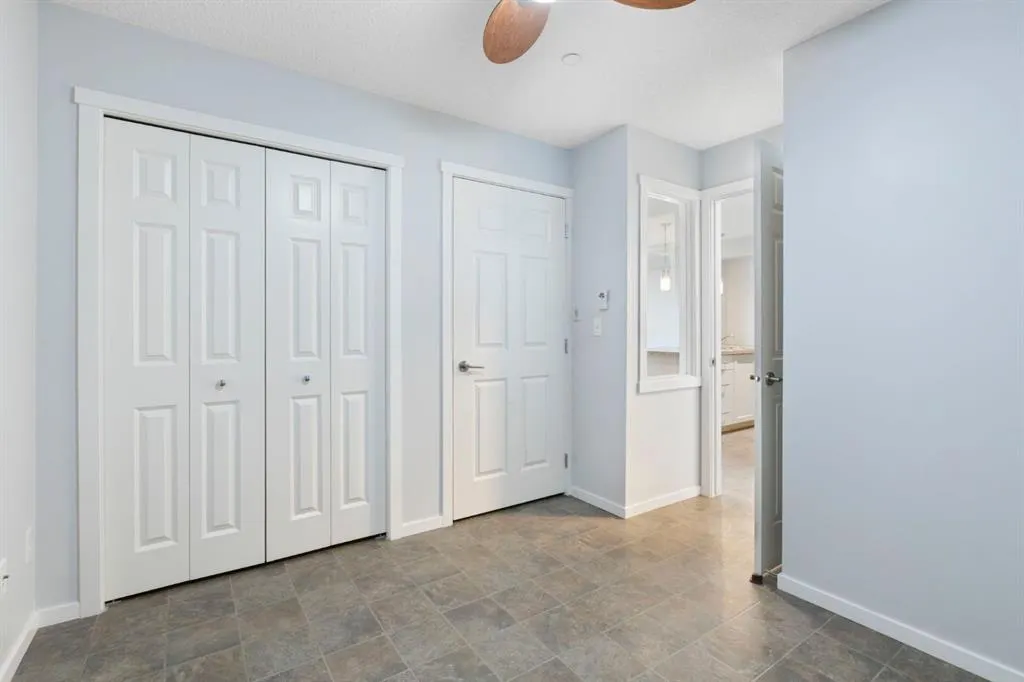 279 Copperpond Common SE, #3303