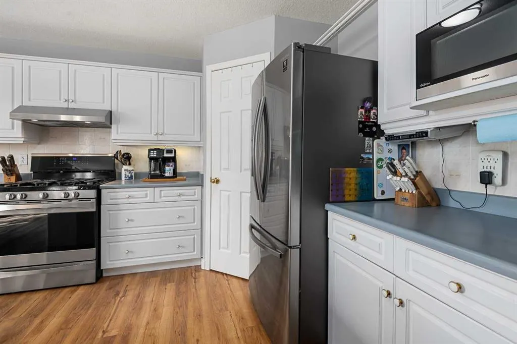 18 Big Springs Hill SE