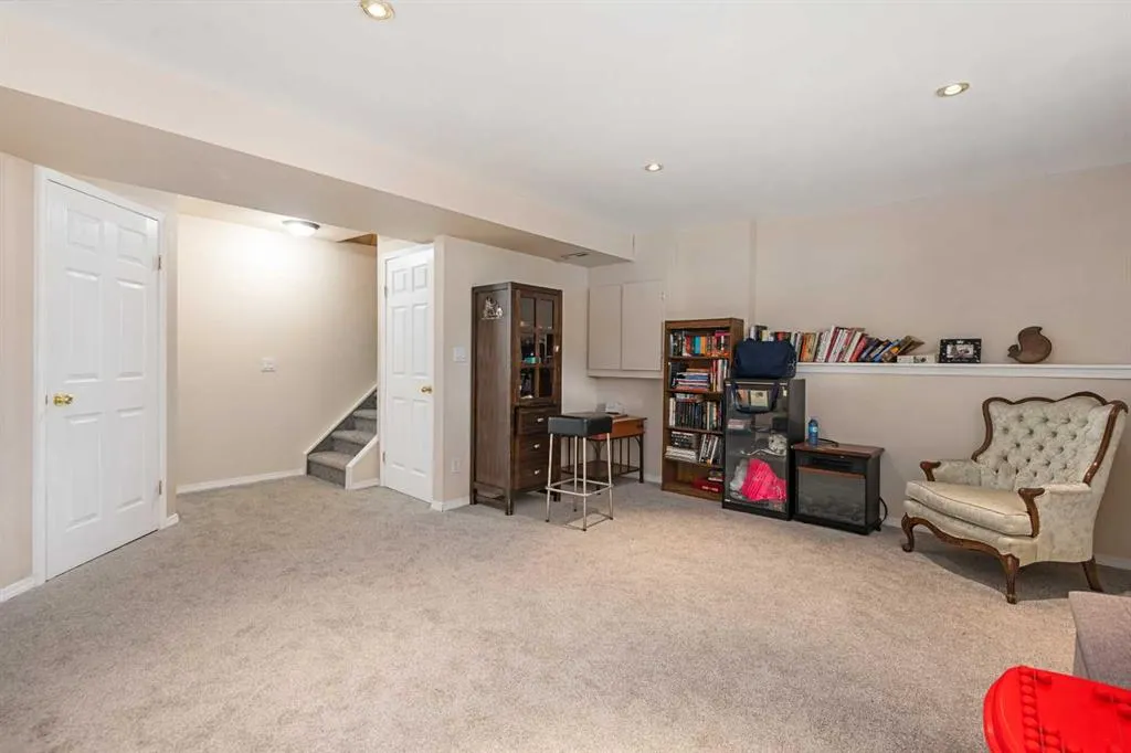 18 Big Springs Hill SE