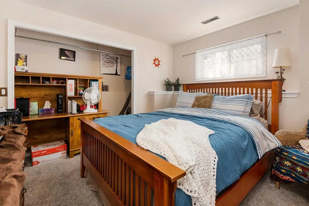 18 Big Springs Hill SE