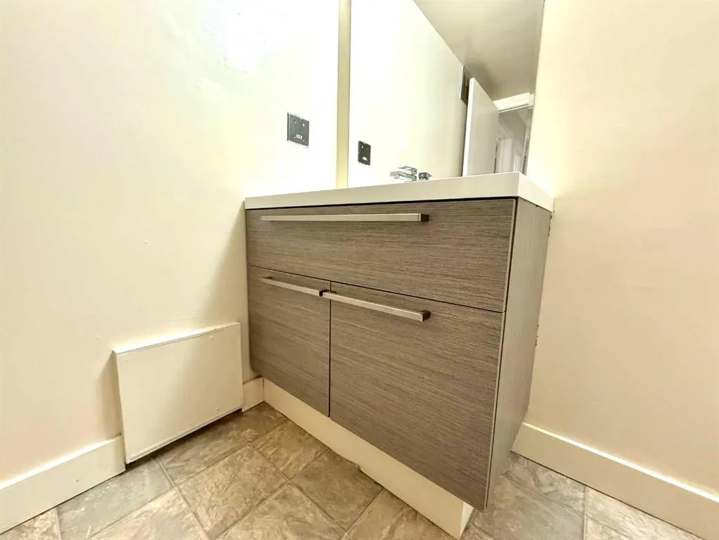111 Charles Avenue, #115