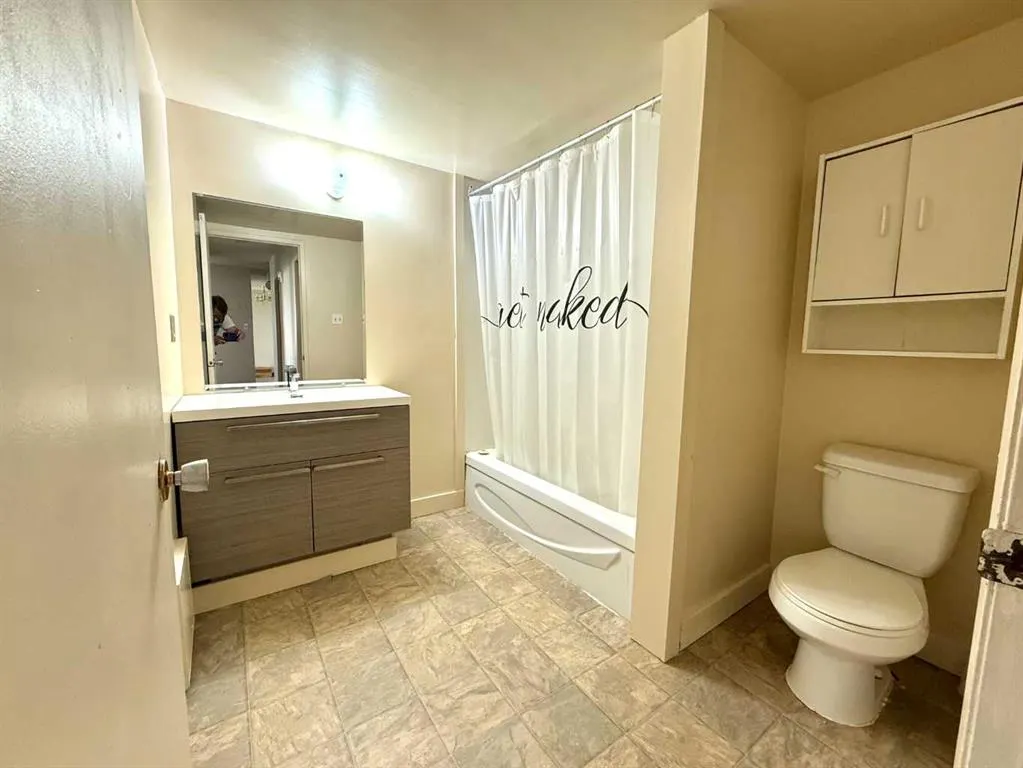 111 Charles Avenue, #115