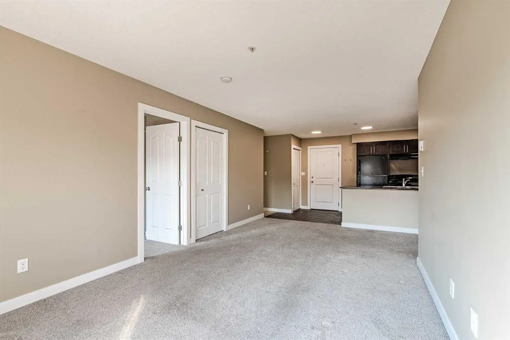 403 Mackenzie Way SW, #1407