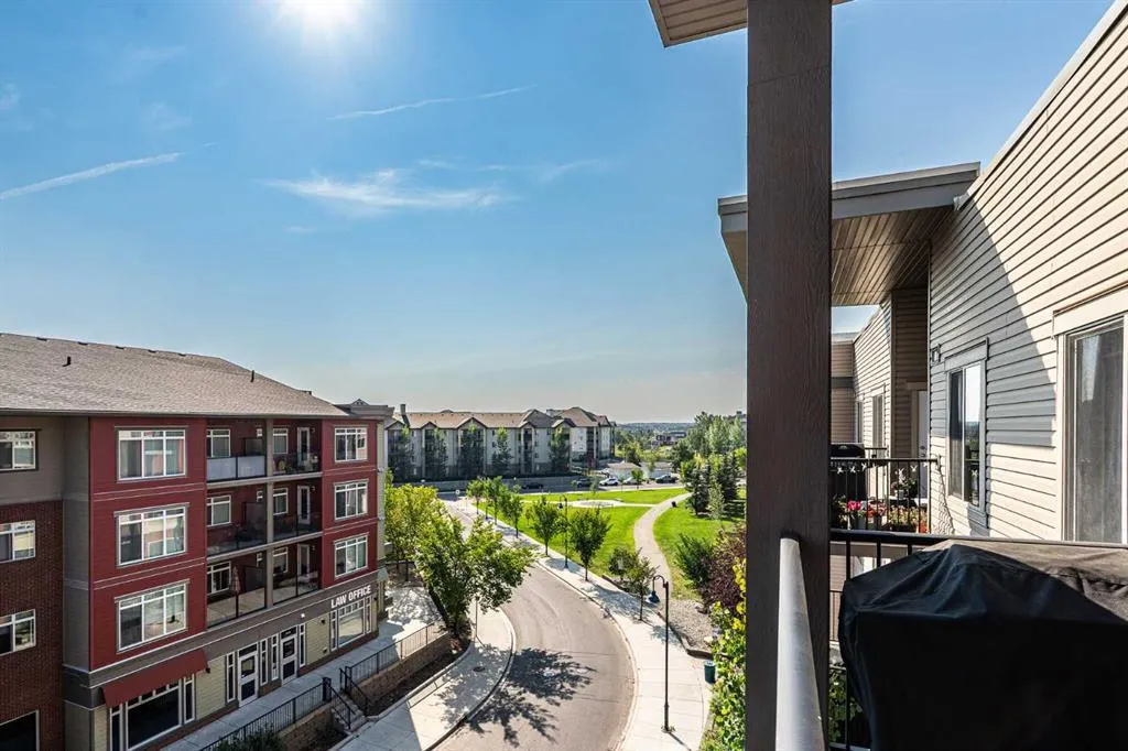 403 Mackenzie Way SW, #1407