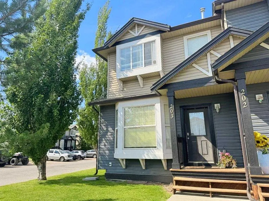 2066 Luxstone Boulevard SW, #203