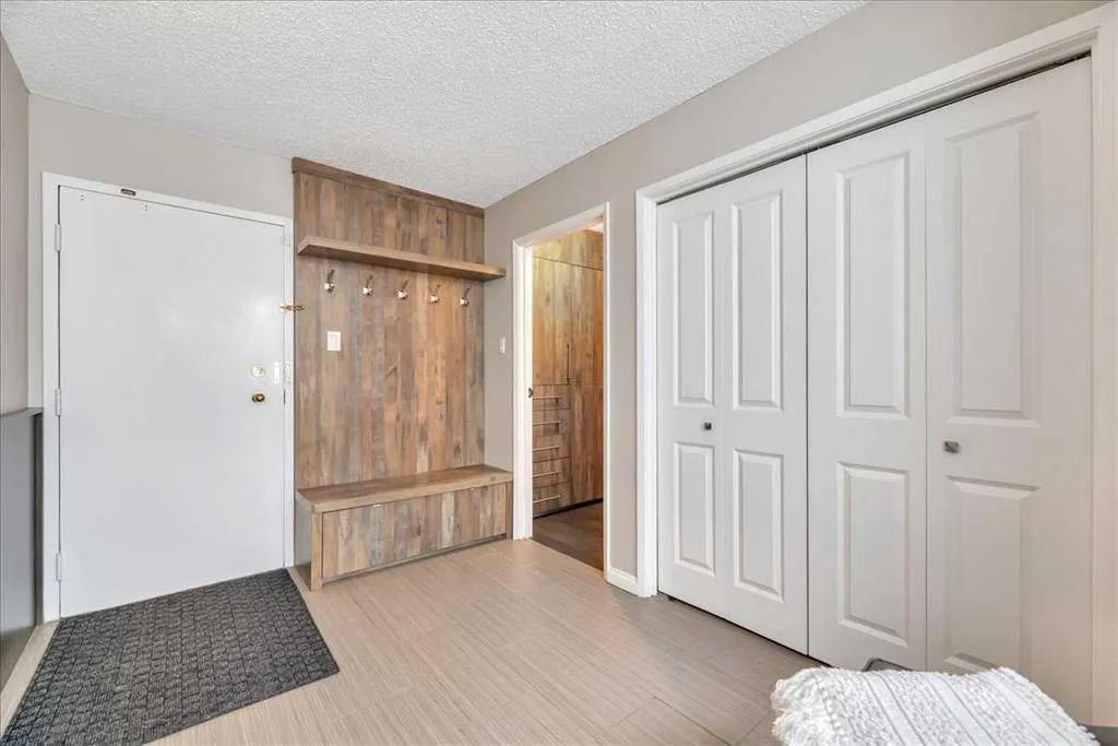 1505 8 Avenue NW, #405